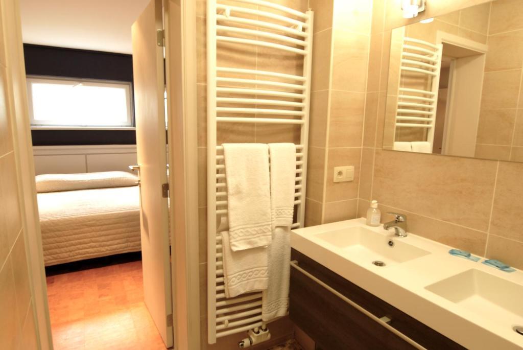Hotel Le Joli Bois Waterloo Habitación foto